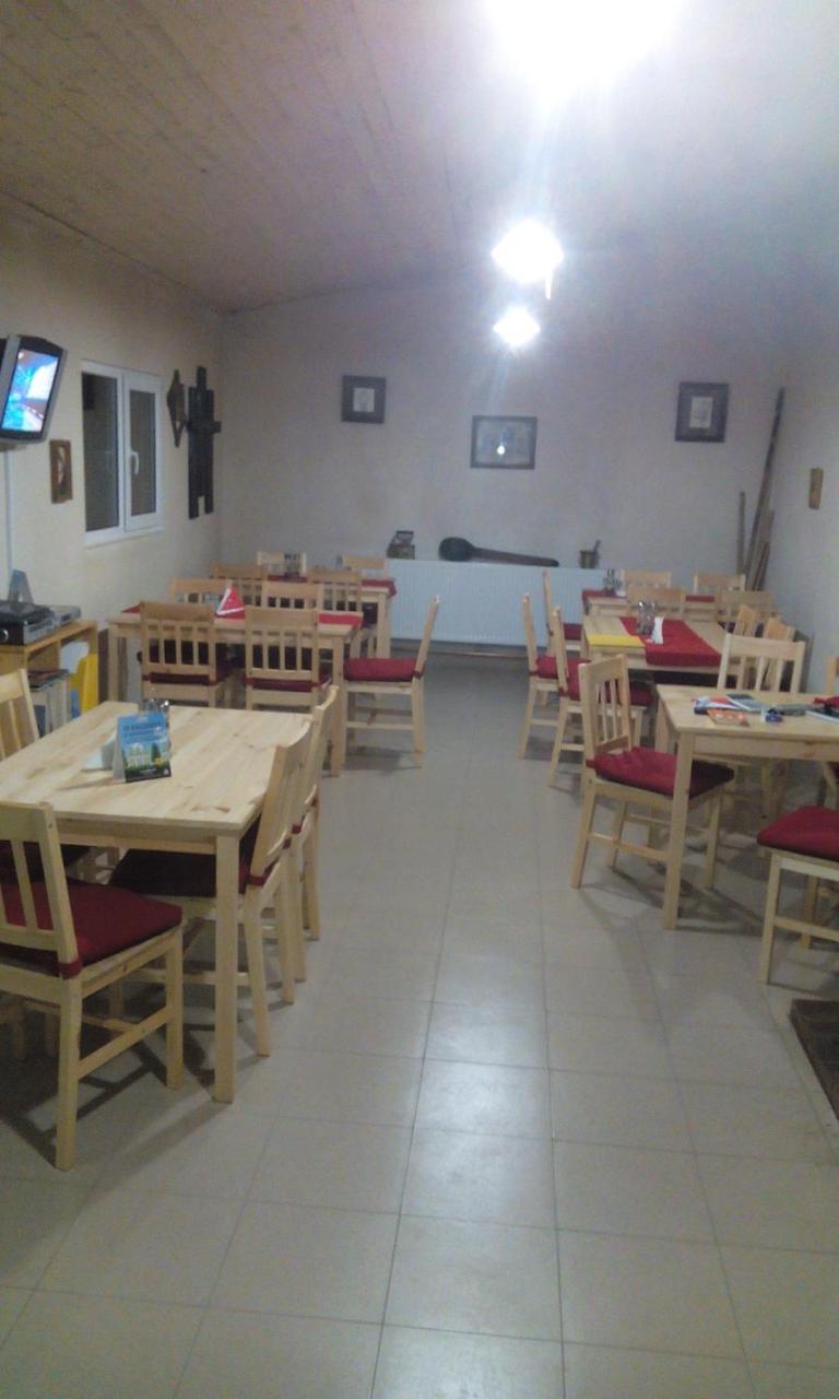 Gasthaus Casa Cosmin Dobra Exterior foto